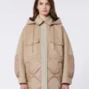 Abrigo acolchado de lana y nailon reversible, color camel Abrigo acolchado de lana y nailon reversible, color camel