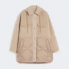 Abrigo acolchado de lana y nailon reversible, color camel Abrigo acolchado de lana y nailon reversible, color camel