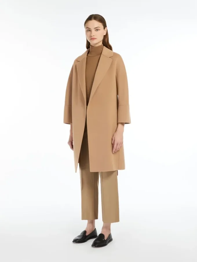 Abrigo corto de lana Double Face, color camel Abrigo corto de lana Double Face, color camel