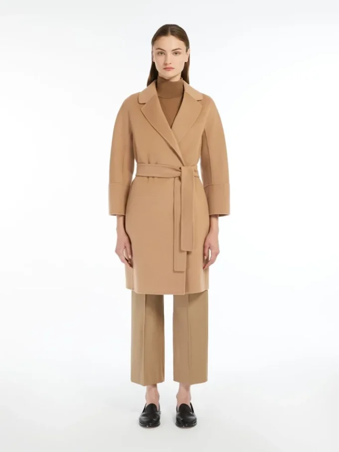 Abrigo corto de lana Double Face, color camel Abrigo corto de lana Double Face, color camel
