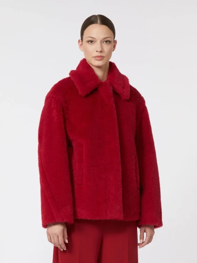 Abrigo corto tipo teddy de alpaca y lana, rojo Abrigo corto tipo teddy de alpaca y lana, rojo