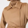 Abrigo icónico Manuela, color camel Abrigo icónico Manuela, color camel