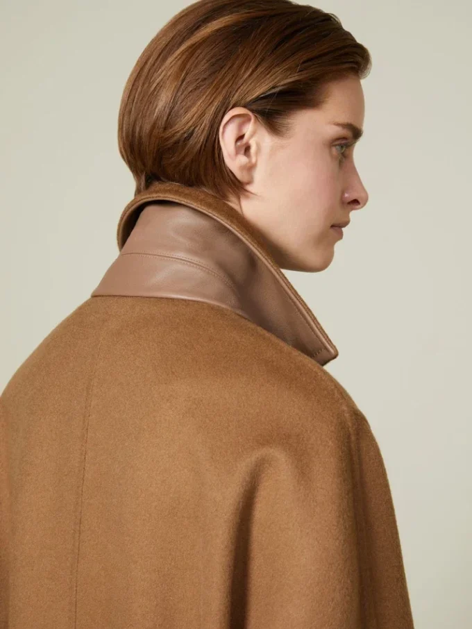 Abrigo masculino de cachemira, color camel Abrigo masculino de cachemira, color camel