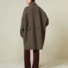 Abrigo oversize de lana doble, color paloma Abrigo oversize de lana doble, color paloma