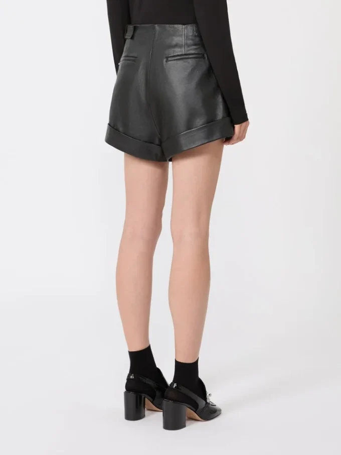 Bermudas de cuero, negras Bermudas de cuero, negras