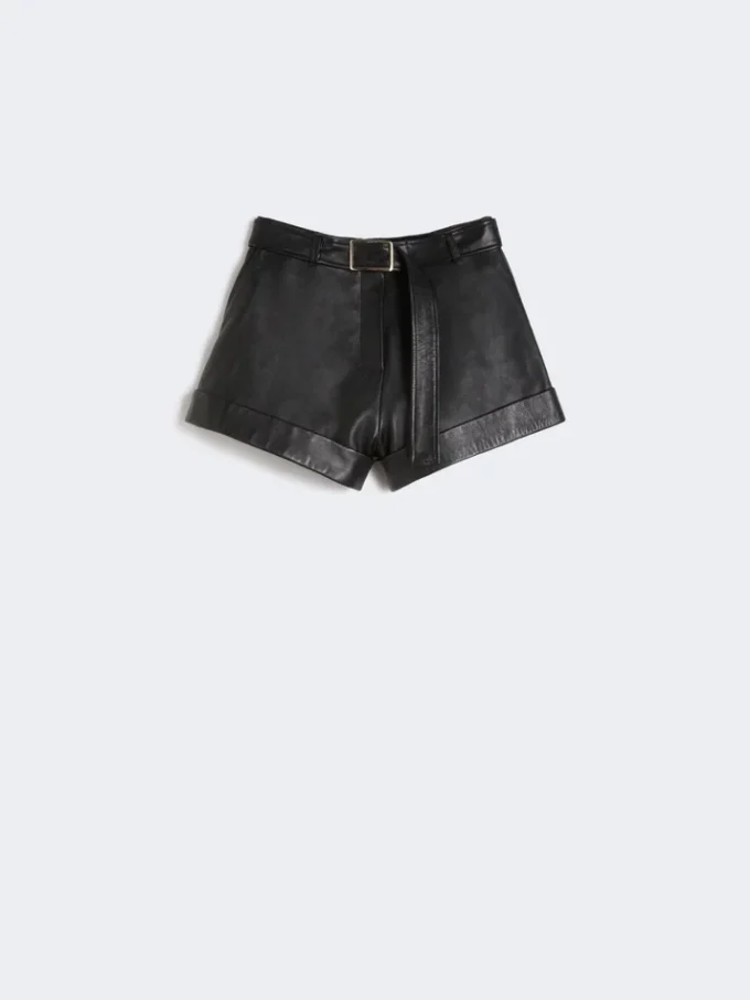 Bermudas de cuero, negras Bermudas de cuero, negras