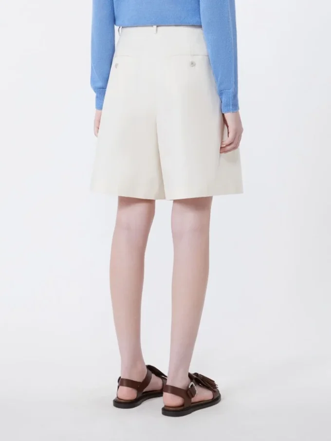 Bermudas de lona de algodón y lino, color crudo