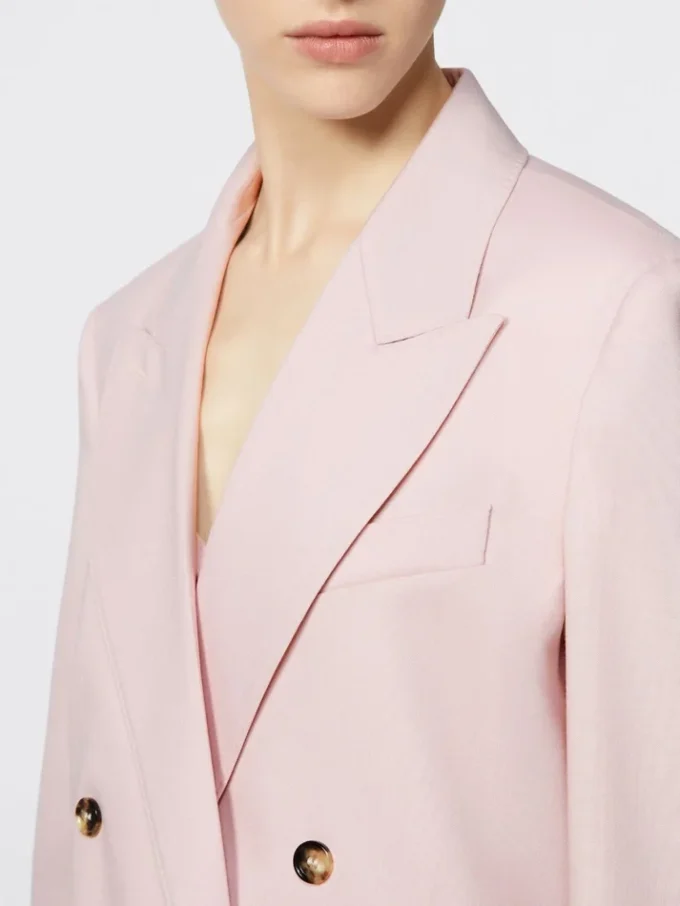 Blazer cruzado de lana, mohair y seda, rosa beige Blazer cruzado de lana, mohair y seda, rosa beige
