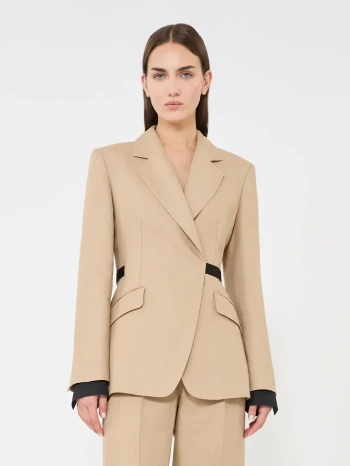 Blazer cruzado de lino natta puro, color camel Blazer cruzado de lino natta puro, color camel