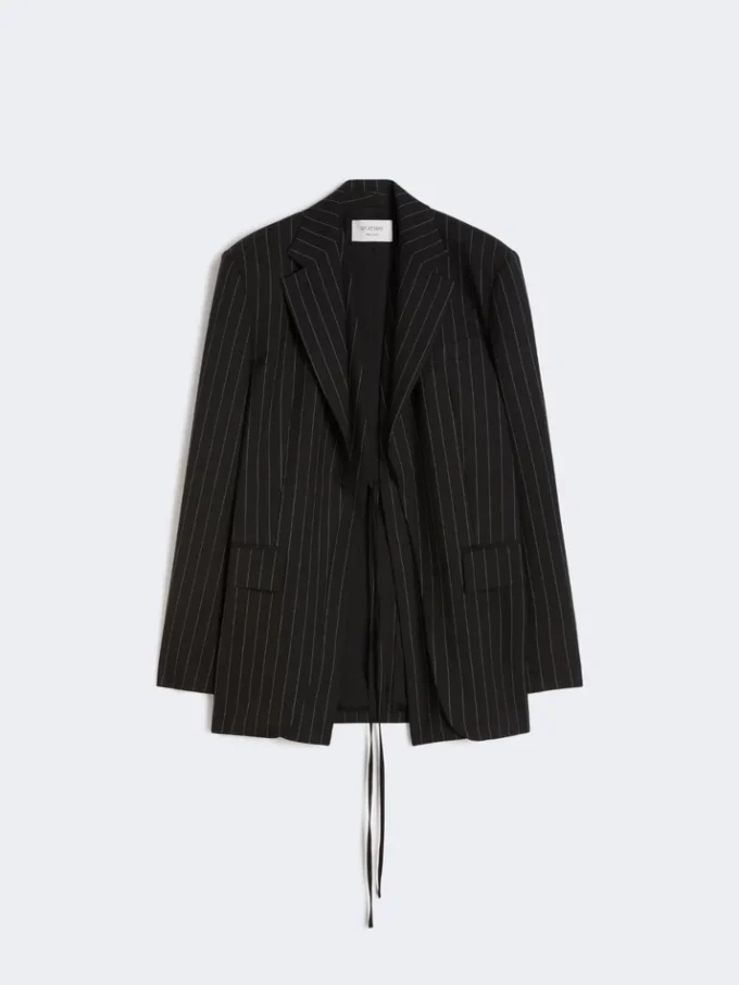 Blazer entallado de gabardina a rayas, negro Blazer entallado de gabardina a rayas, negro