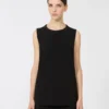 Blusa de cuello redondo de cady, negra