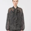 Blusa de gasa estampada, negra