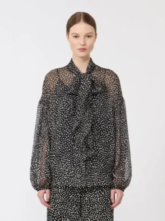 Blusa de gasa estampada, negra