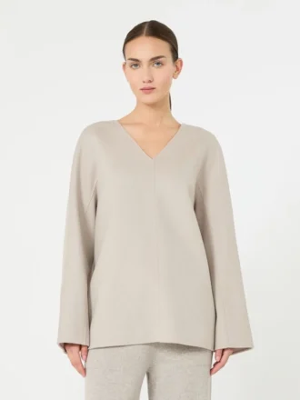 Blusa de paño de lana, color beige