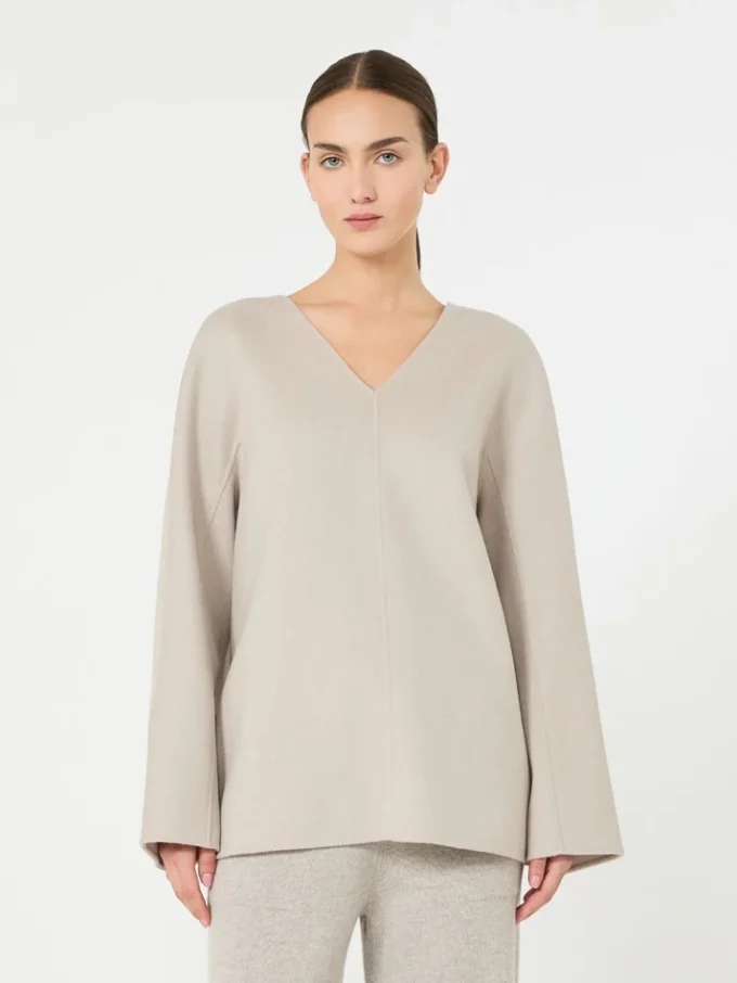 Blusa de paño de lana, color beige Blusa de paño de lana, color beige