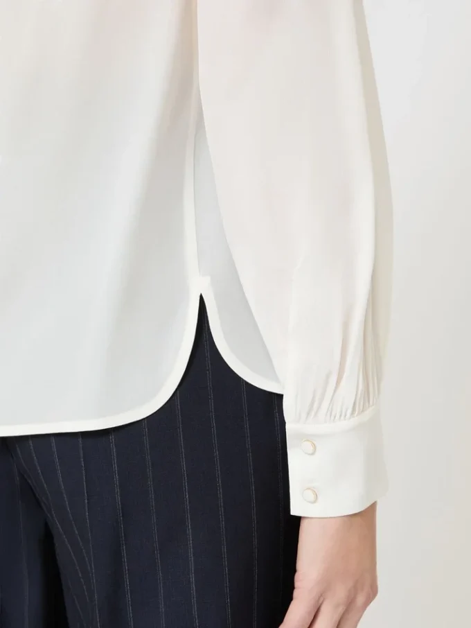 Blusa de seda con cuello redondo, seda Blusa de seda con cuello redondo, seda