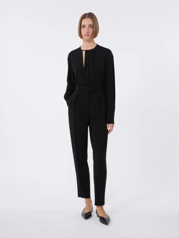 Blusa ligera de cady, negra Blusa ligera de cady, negra