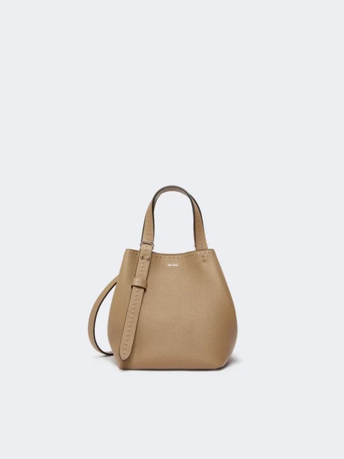 Bolso Archetipo extrapequeño de piel, color barro Bolso Archetipo extrapequeño de piel, color barro