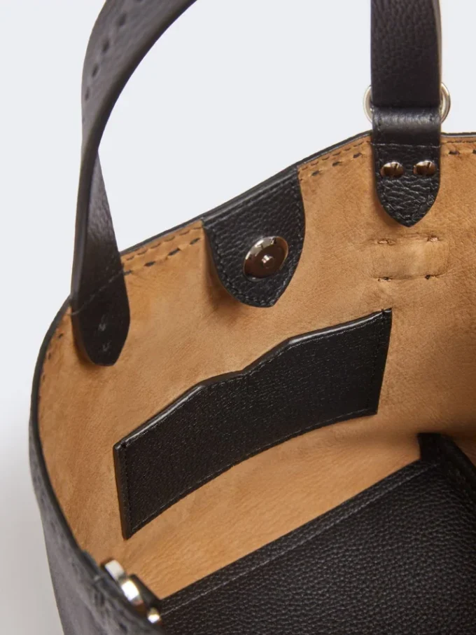 Bolso Archetipo extrapequeño de piel, negro Bolso Archetipo extrapequeño de piel, negro