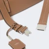 Bolso de hombro pequeño de piel, marrón Bolso de hombro pequeño de piel, marrón