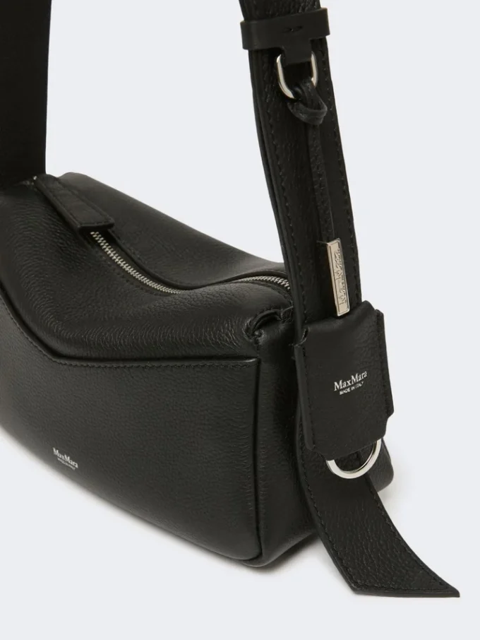 Bolso de mano micro de piel de bajo brillo, negro Bolso de mano micro de piel de bajo brillo, negro