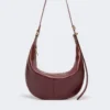 Bolso hobo de piel napa, color burdeos Bolso hobo de piel napa, color burdeos