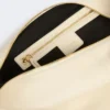 Bolso hobo de piel napa, color vainilla Bolso hobo de piel napa, color vainilla