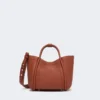 Bolso marino de piel extrapequeño, color óxido Bolso marino de piel extrapequeño, color óxido