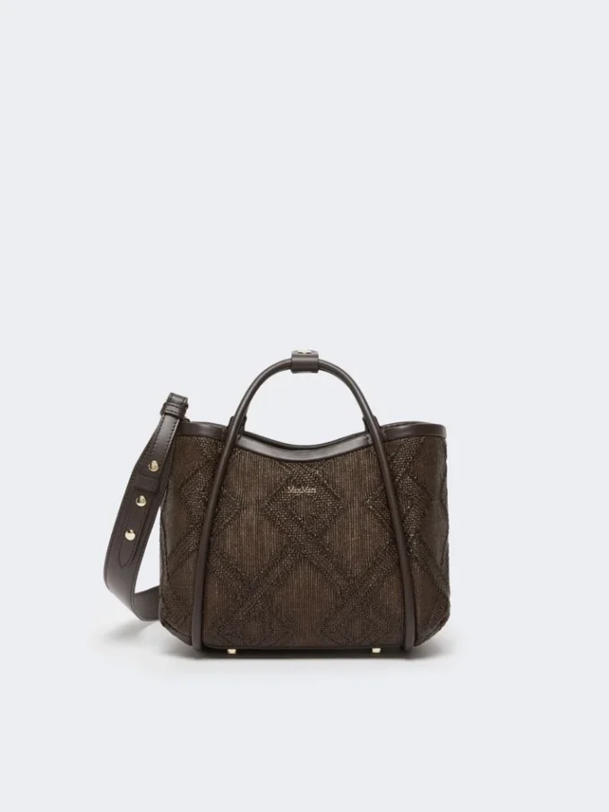 Bolso marino extrapequeño con tejido trenzado en forma de rombos, marrón oscuro Bolso marino extrapequeño con tejido trenzado en forma de rombos, marrón oscuro