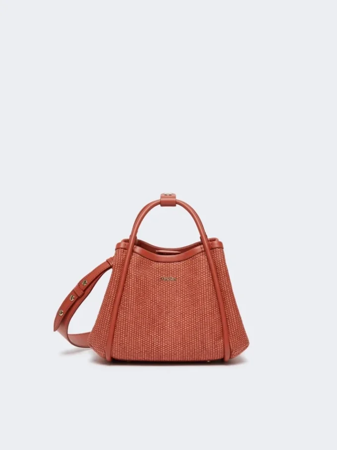 Bolso marino extrapequeño con tejido trenzado tipo rafia, color terracota Bolso marino extrapequeño con tejido trenzado tipo rafia, color terracota