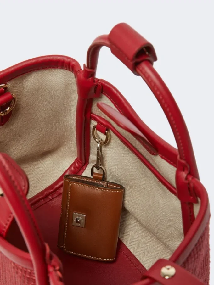 Bolso marino extrapequeño con tejido trenzado tipo rafia, rojo Bolso marino extrapequeño con tejido trenzado tipo rafia, rojo