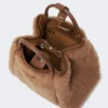 Bolso marino extrapequeño de tejido teddy, color camel Bolso marino extrapequeño de tejido teddy, color camel