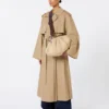 Bolso Pasticcino extragrande acolchado de gabardina técnica, beige Bolso Pasticcino extragrande acolchado de gabardina técnica, beige