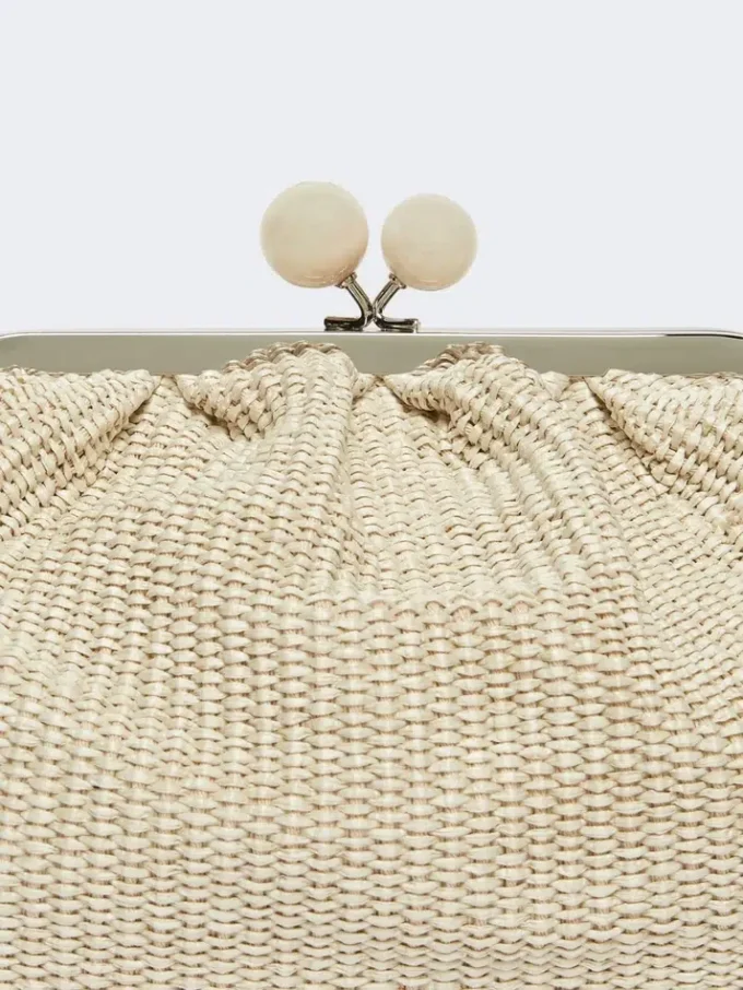 Bolso Pasticcino mediano con efecto rafia, color paloma Bolso Pasticcino mediano con efecto rafia, color paloma