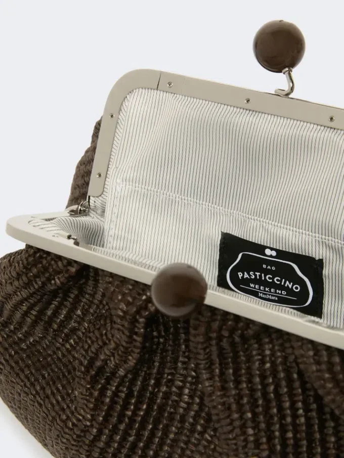 Bolso Pasticcino mediano con efecto rafia, marrón oscuro Bolso Pasticcino mediano con efecto rafia, marrón oscuro