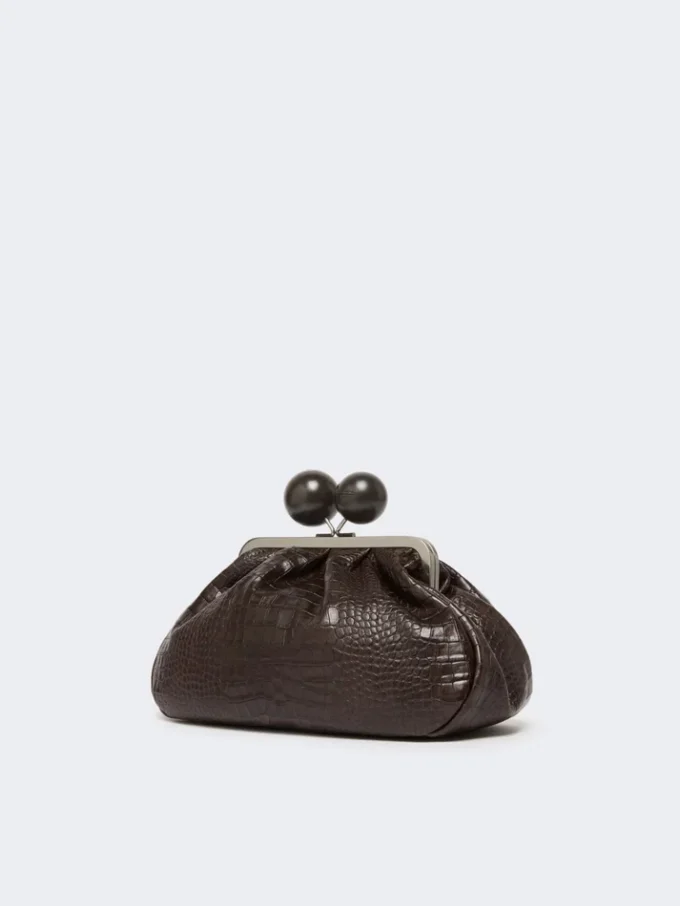 Bolso Pasticcino mediano de piel con estampado de cocodrilo, marrón oscuro Bolso Pasticcino mediano de piel con estampado de cocodrilo, marrón oscuro