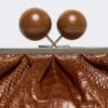 Bolso Pasticcino mediano de piel con estampado de cocodrilo, marrón rojizo Bolso Pasticcino mediano de piel con estampado de cocodrilo, marrón rojizo