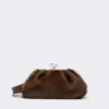 Bolso Pasticcino mediano de piel de oveja, color caramelo Bolso Pasticcino mediano de piel de oveja, color caramelo
