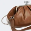Bolso Pasticcino mediano de piel de oveja, color tabaco Bolso Pasticcino mediano de piel de oveja, color tabaco