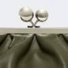 Bolso Pasticcino mediano de piel de oveja, verde oscuro Bolso Pasticcino mediano de piel de oveja, verde oscuro
