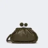 Bolso Pasticcino mediano de piel napa, color caqui Bolso Pasticcino mediano de piel napa, color caqui