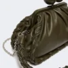 Bolso Pasticcino mediano de piel napa, color caqui Bolso Pasticcino mediano de piel napa, color caqui