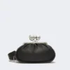 Bolso Pasticcino mediano en piel napa brillante, negro