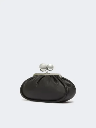 Bolso Pasticcino mediano en piel napa brillante, negro Bolso Pasticcino mediano en piel napa brillante, negro