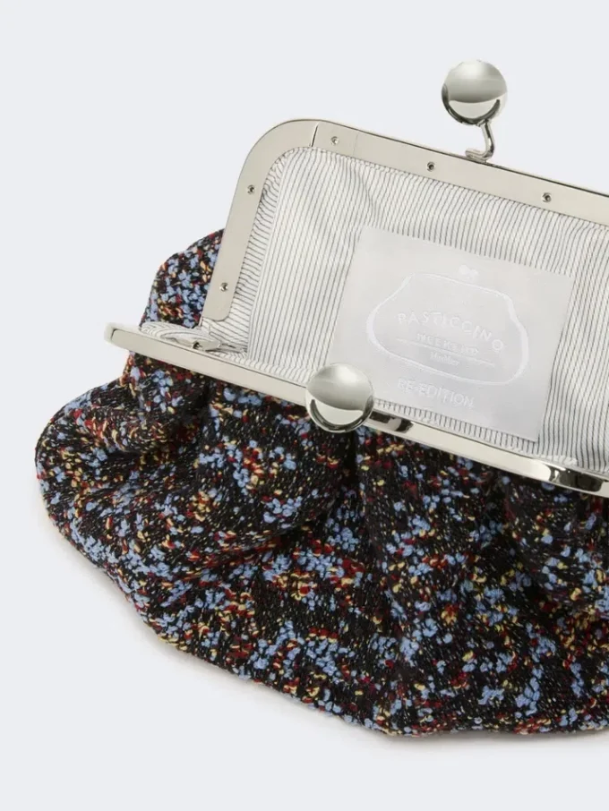 Bolso Pasticcino pequeño de bouclé de lana, color avio