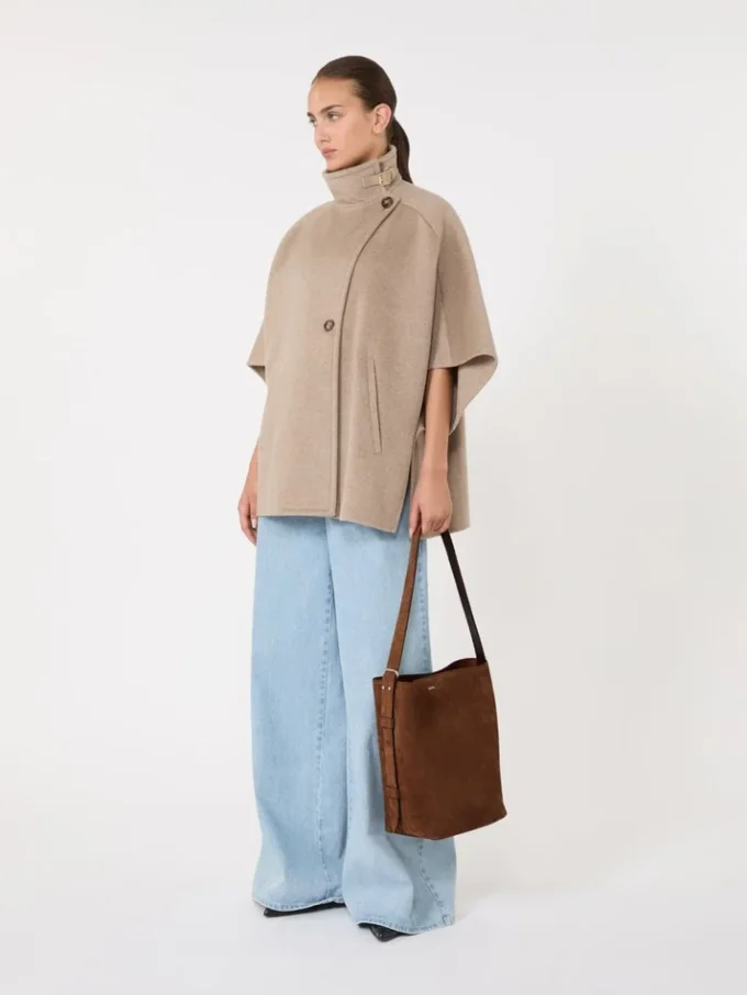 Bolso pequeño Archetipo en piel serraje, marrón oscuro Bolso pequeño Archetipo en piel serraje, marrón oscuro