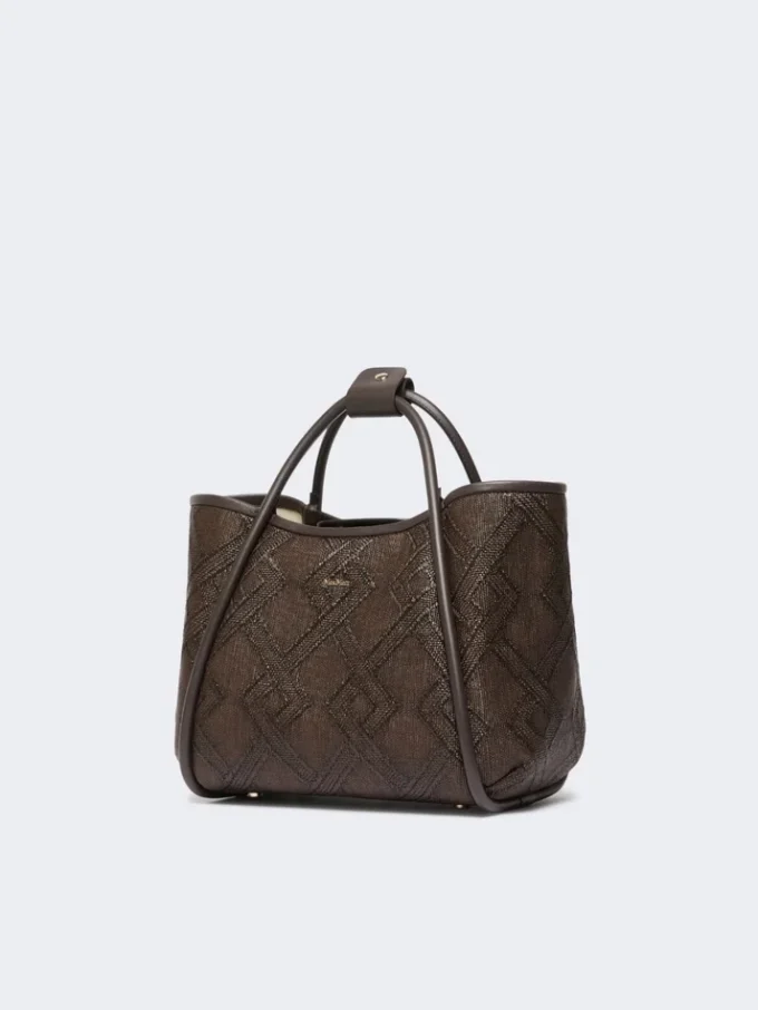 Bolso pequeño de estilo marino con tejido trenzado en forma de rombos, marrón oscuro