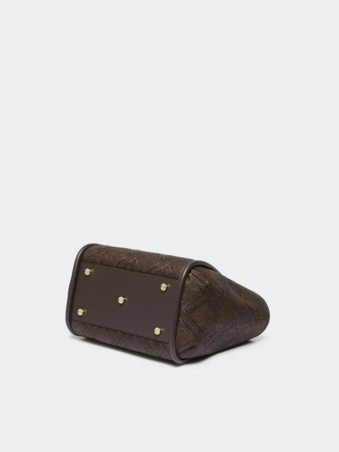 Bolso pequeño de estilo marino con tejido trenzado en forma de rombos, marrón oscuro