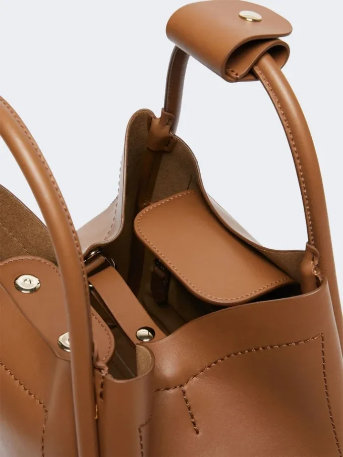 Bolso pequeño de piel estilo marino, marrón bronce