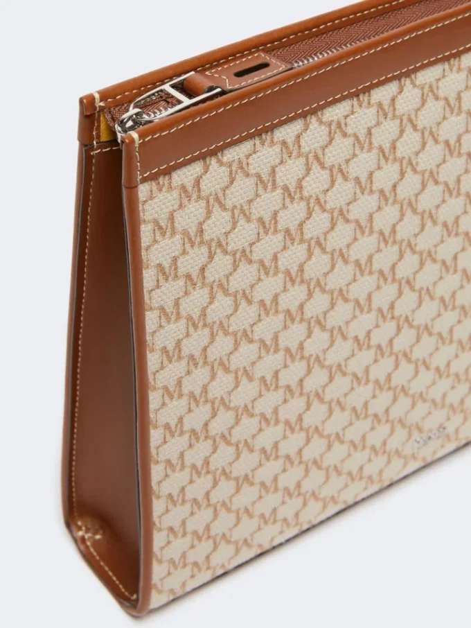 Bolso plano mediano de jacquard de algodón, color avellana Bolso plano mediano de jacquard de algodón, color avellana
